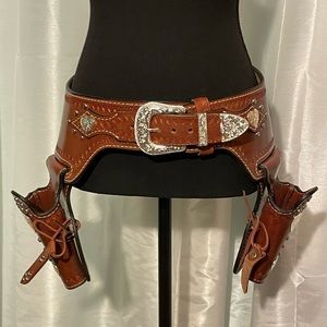 Mernickle Womens Western Style Leather Belt.
